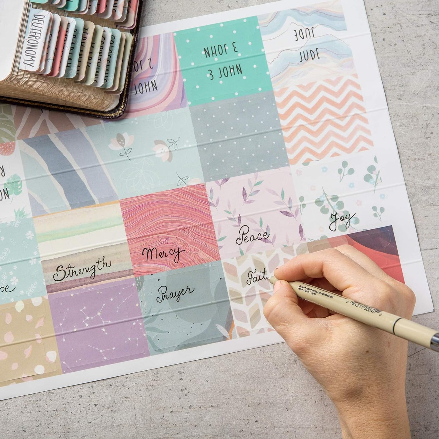 84 Bible Tabs (Large Font)